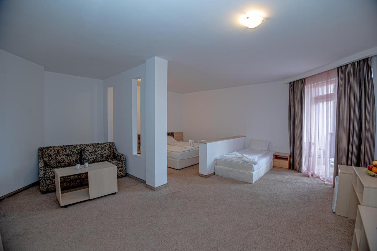 Thermal Hotel Seven Seasons Banya  Exterior photo