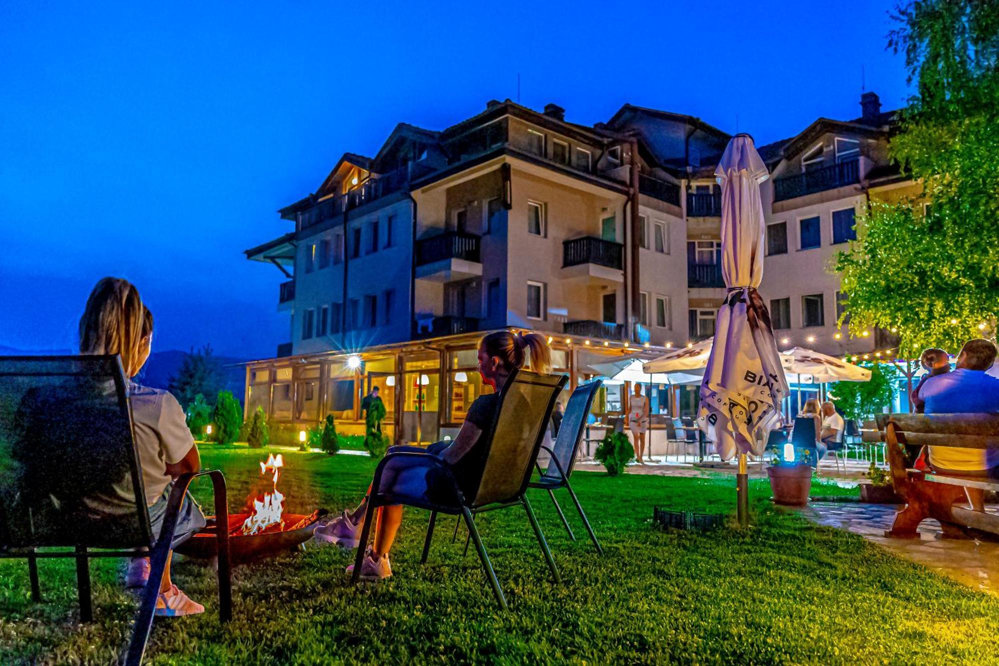 Thermal Hotel Seven Seasons Banya  Exterior photo